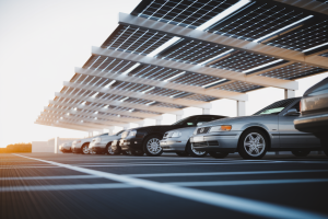Ombrière Photovoltaïque pour Parking : Avantages et Installation