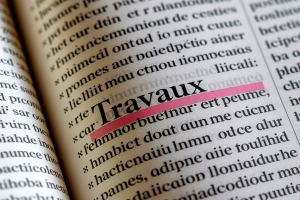 Le Singulier de Travaux : Origine et Usage Correct en Français